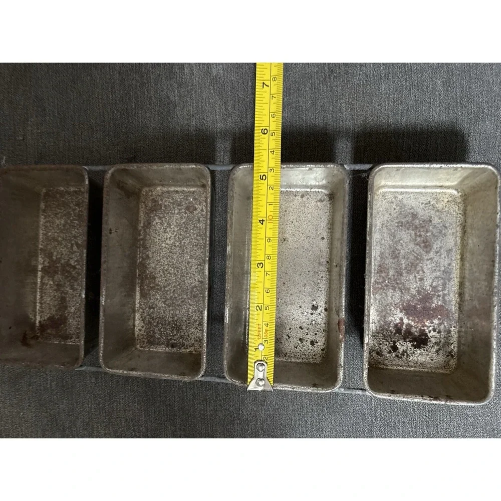 1 Industrial Bread Loaf Pan‎ 4 Strap Metal Baking Bakery Trinket Shelf Storage